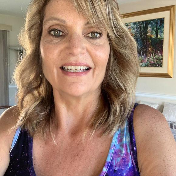 Meet the Posher Other - Meet your Posher, Frances